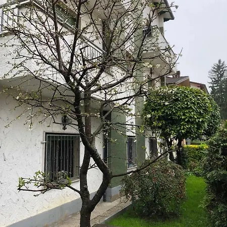 Pavullo-app.vicino Al Centro