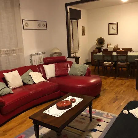Pavullo-app.vicino Al Centro Appartamento *